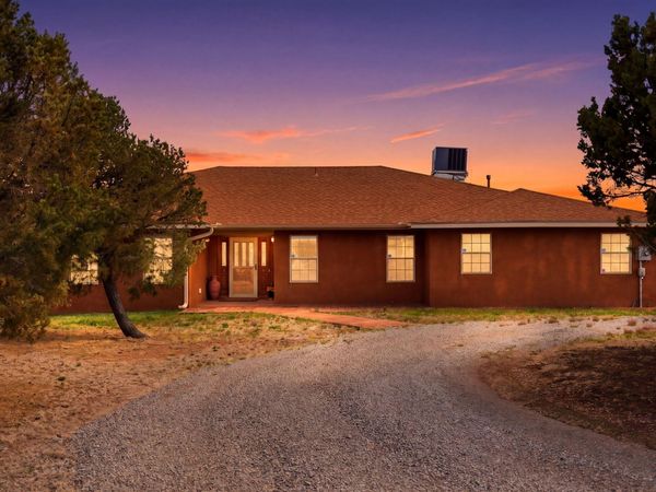 2 Autumnwood Court , Edgewood, NM 87015