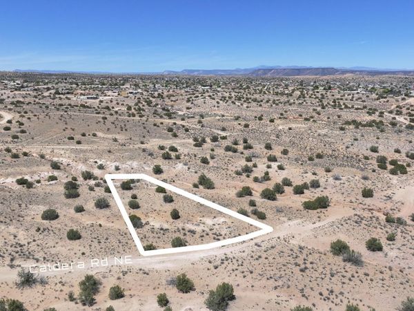 6211 Caldera Road NE, Rio Rancho, NM 87144