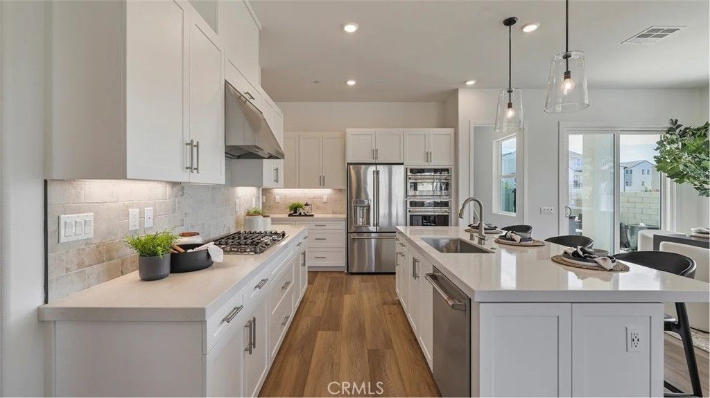 27313 Black Walnut Place, Valencia, CA 91381 Main Photo