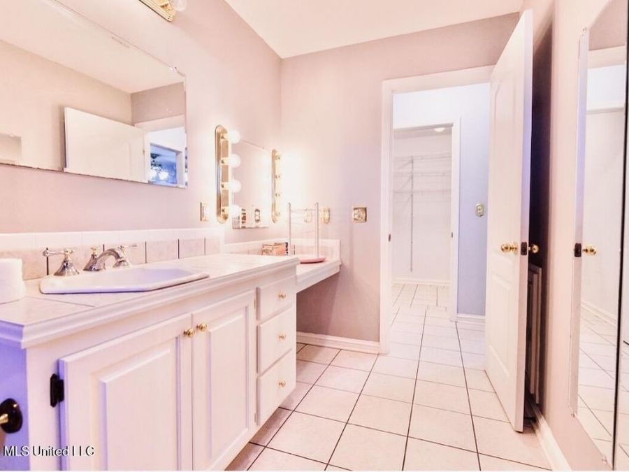 Property Image 68