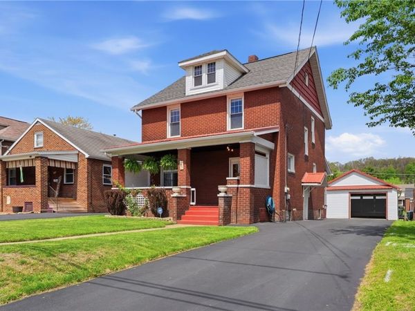 140 Wampum Ave, Ellwood City, PA 16117