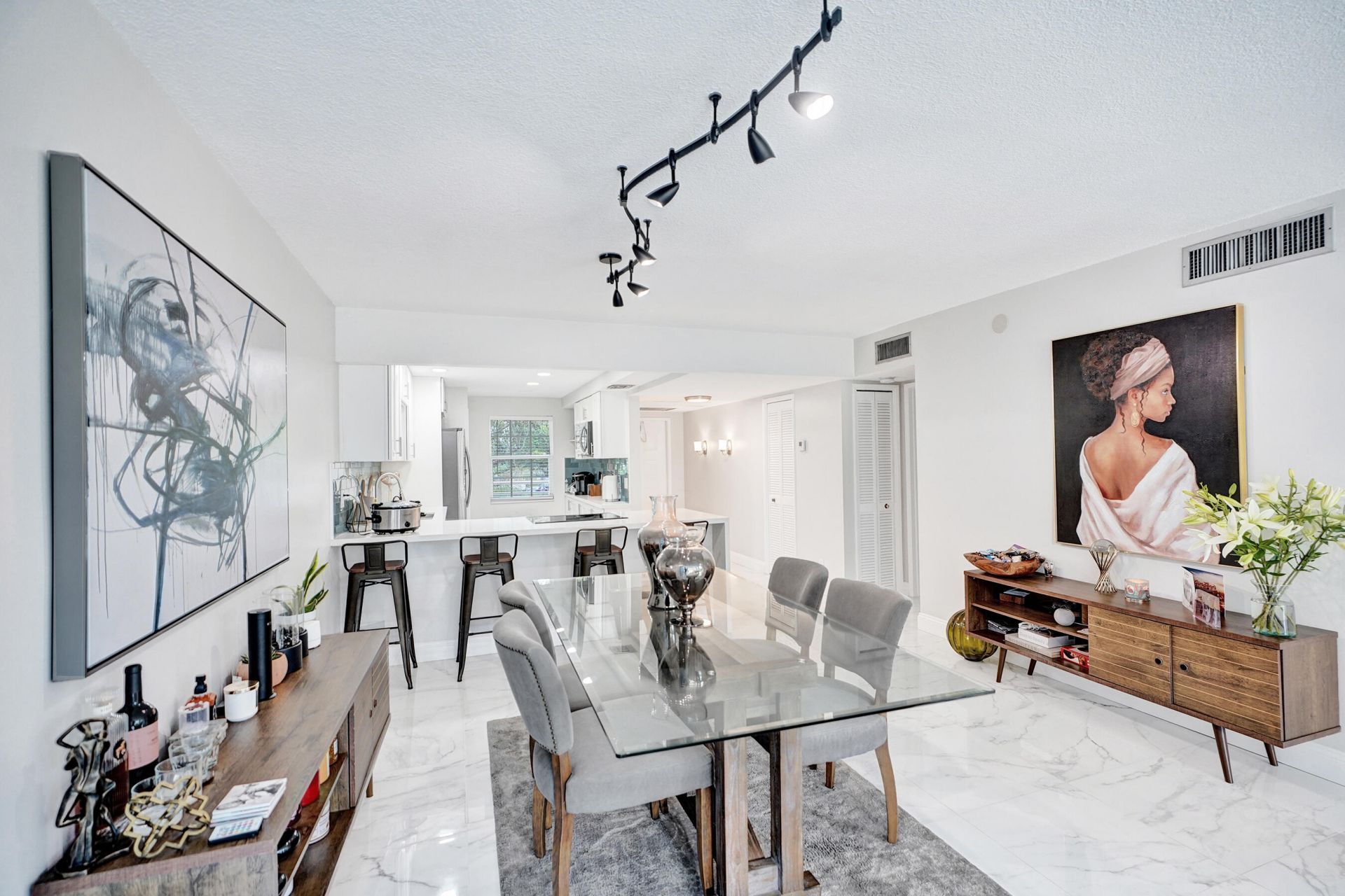 545 Oaks Lane, Unit 204, Pompano Beach, FL 33069 Photo