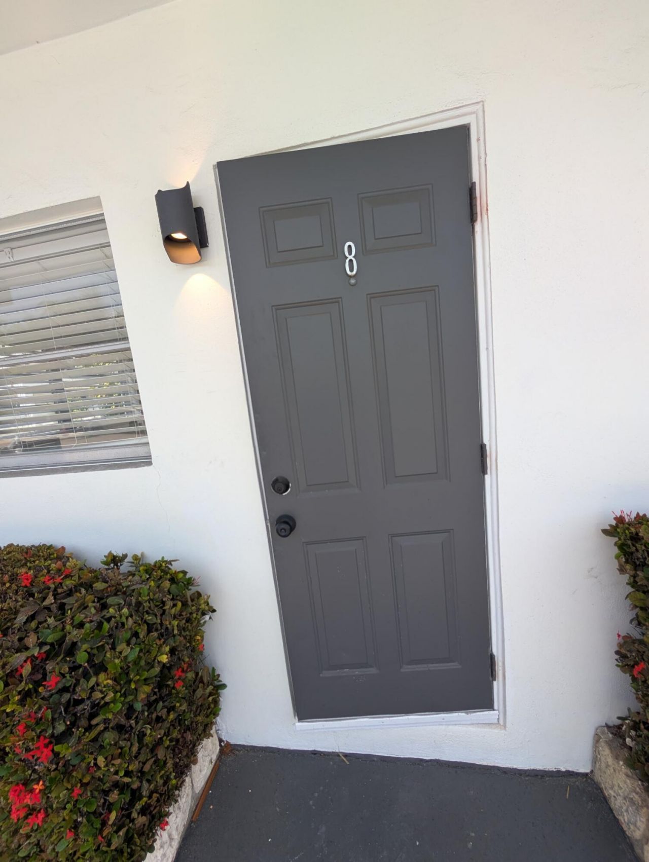 901 NE 16th Avenue, Unit 8, Fort Lauderdale, FL 33304 Photo