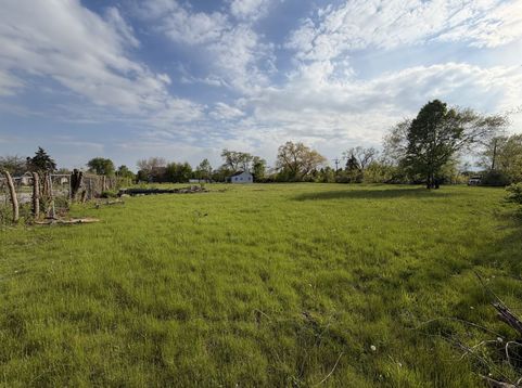 Main Photo