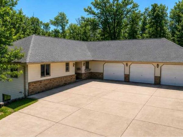 1012 Maple Ridge Court NW, Bemidji, MN 56601
