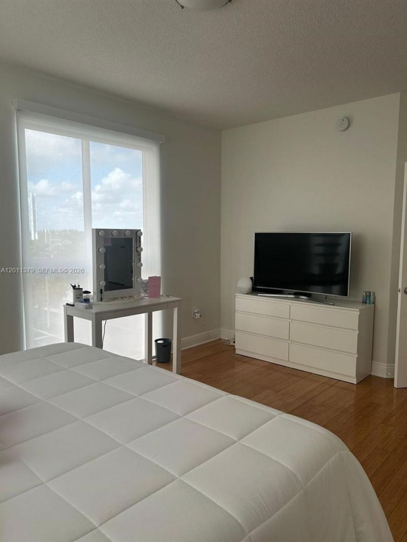 7270 SW 88th St , Unit B301, Miami, FL 33156 Photo