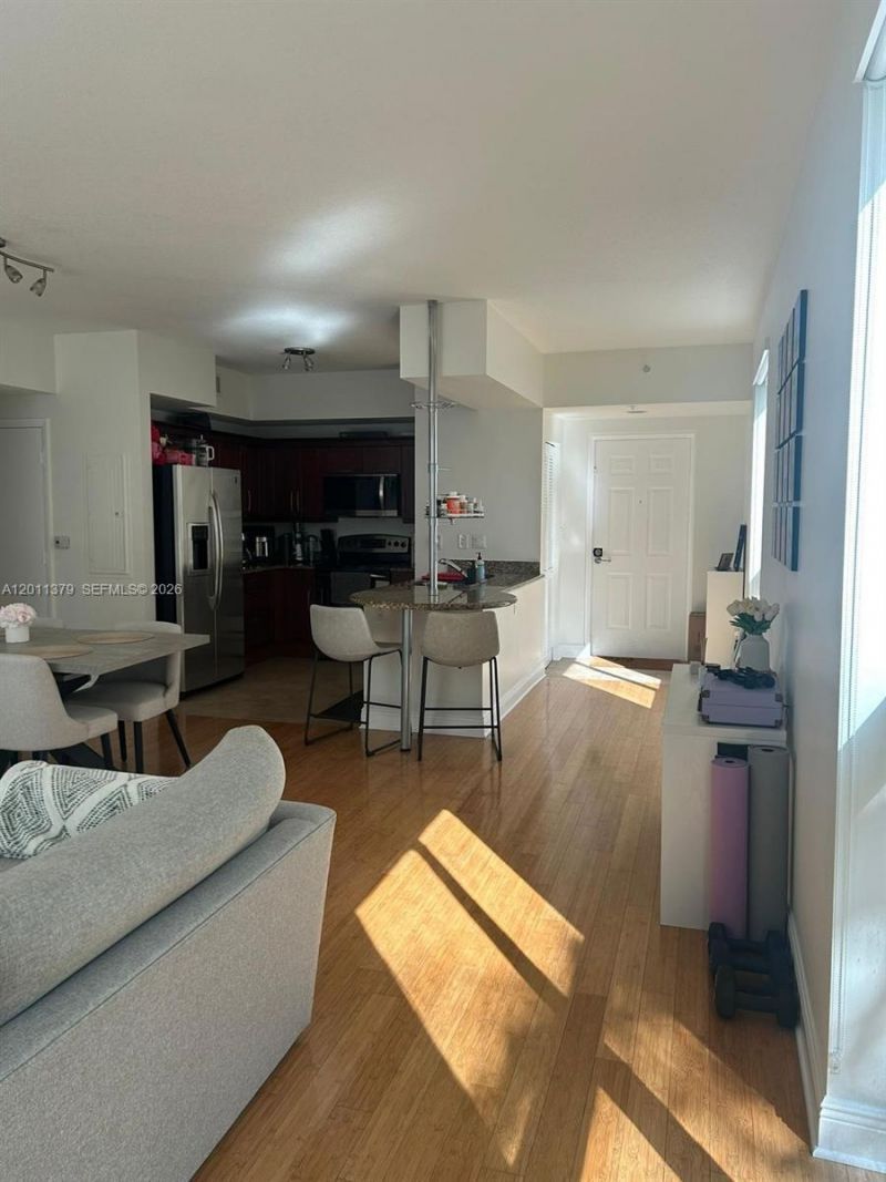 7270 SW 88th St , Unit B301, Miami, FL 33156 Photo