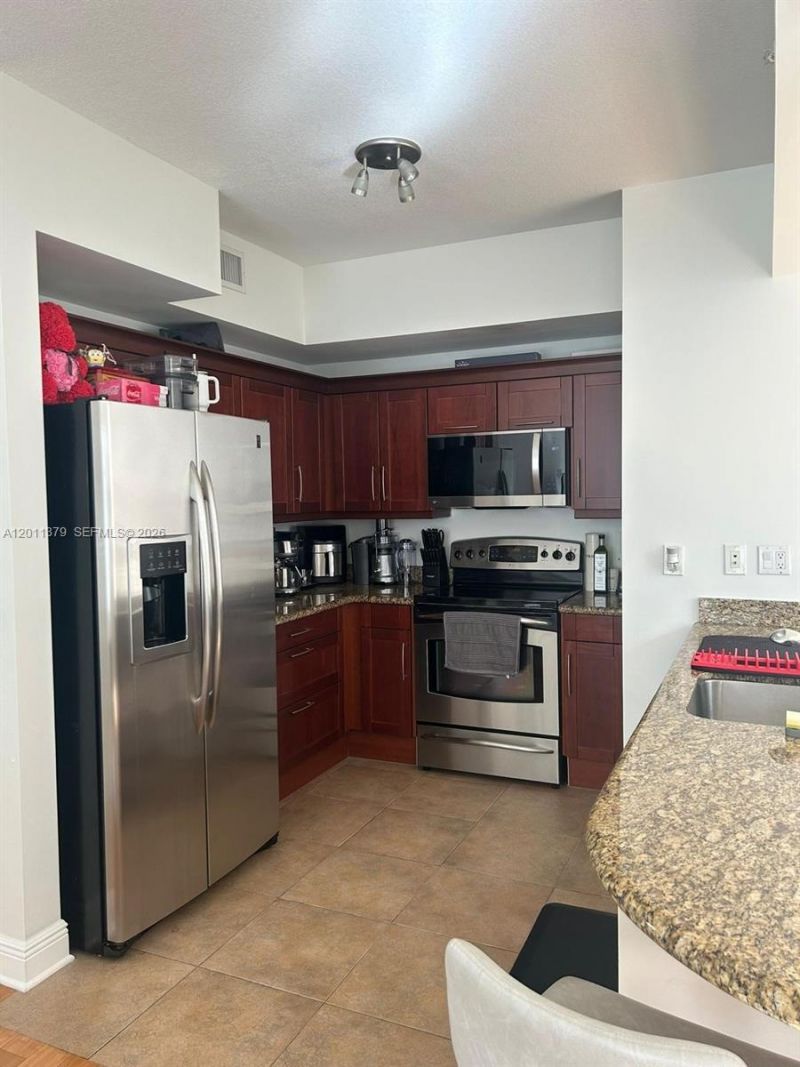 7270 SW 88th St , Unit B301, Miami, FL 33156 Photo