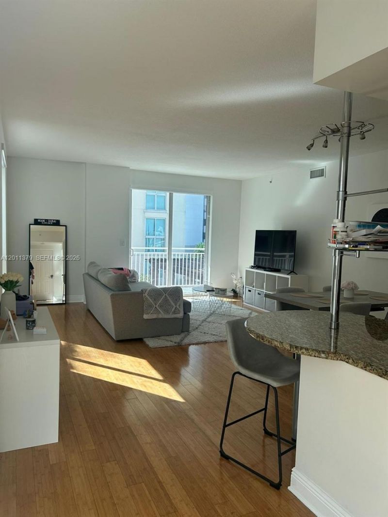 7270 SW 88th St , Unit B301, Miami, FL 33156 Photo