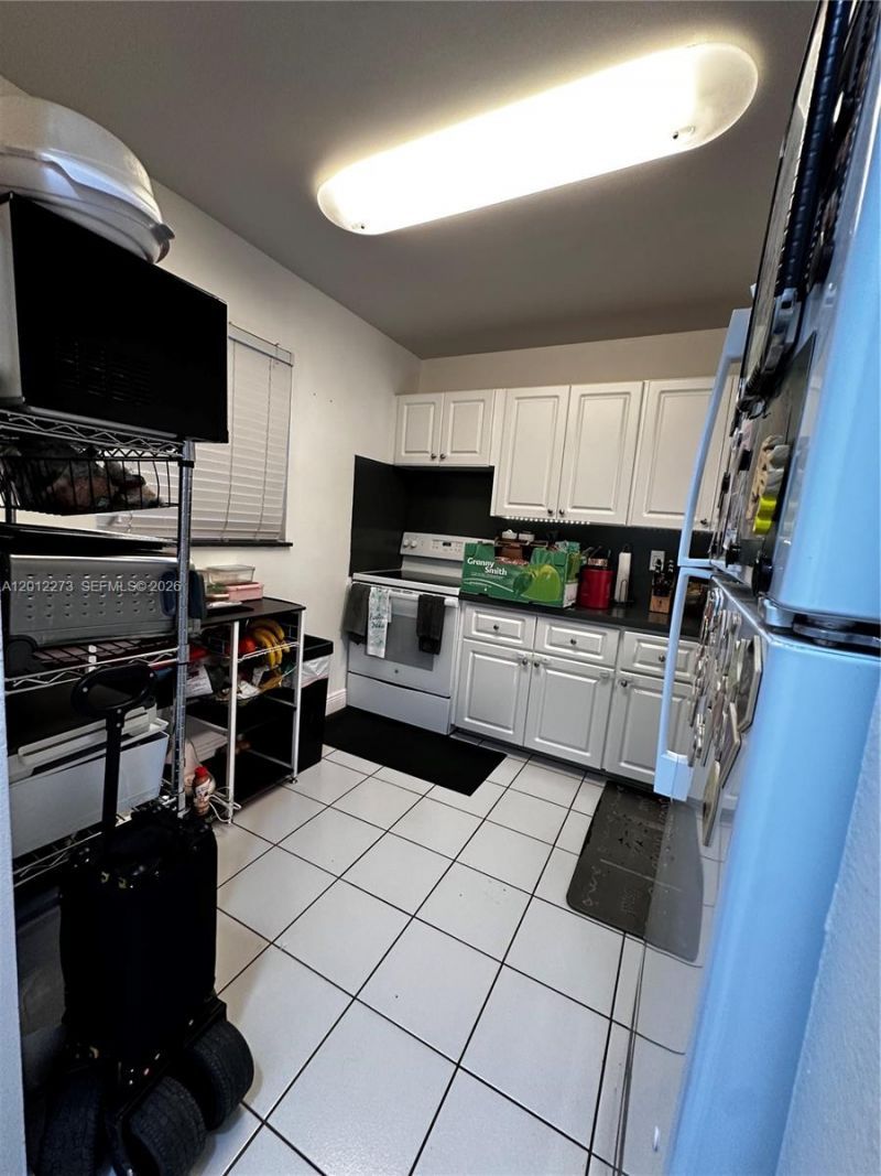 7705 Camino Real , Unit B-214, Miami, FL 33143 Photo