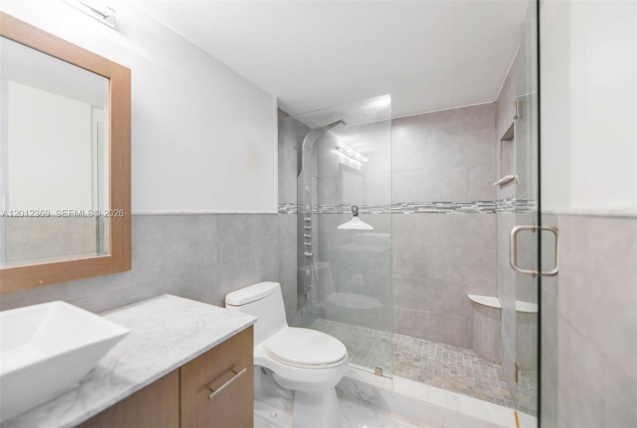1688 West Ave, Unit 503, Miami Beach, FL 33139 Photo