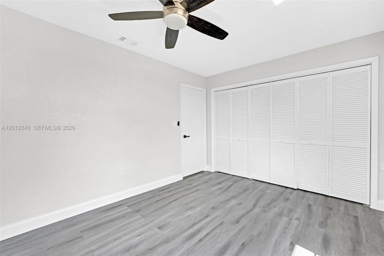 10065 NW 54th Ter , Doral, FL 33178 Photo