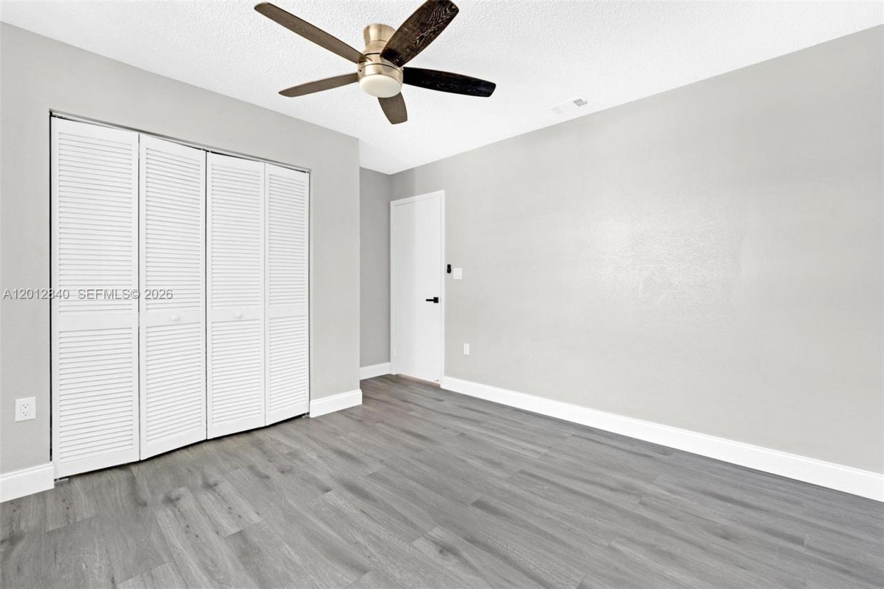 10065 NW 54th Ter , Doral, FL 33178 Photo