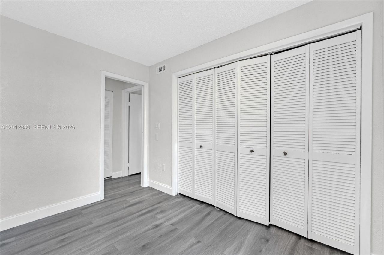 10065 NW 54th Ter , Doral, FL 33178 Photo