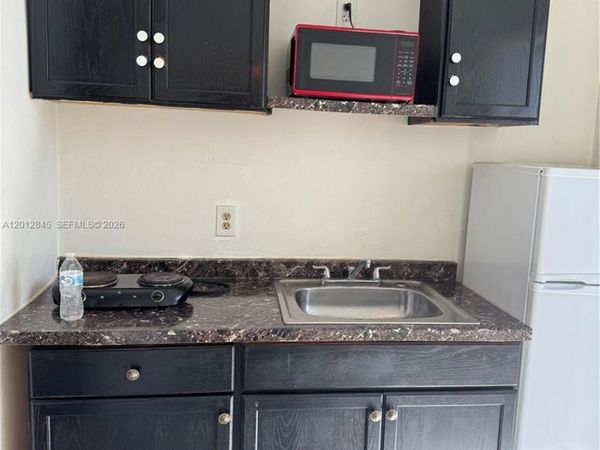 1822 Cleveland St, Unit 4, Hollywood, FL 33020