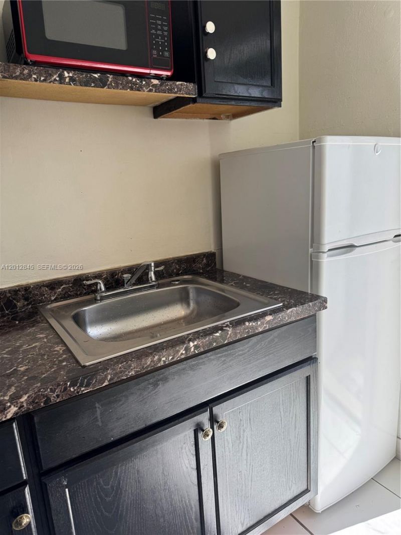 1822 Cleveland St, Unit 4, Hollywood, FL 33020 Photo