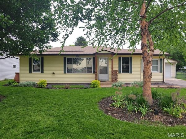 1512 Columbia Road , Dupo, IL 62239