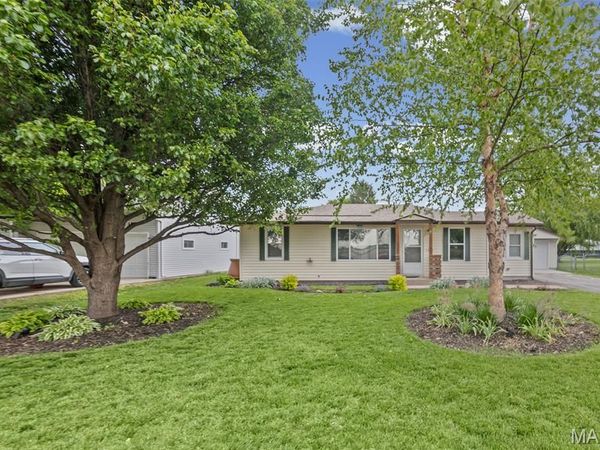 1512 Columbia Road, Dupo, IL 62239