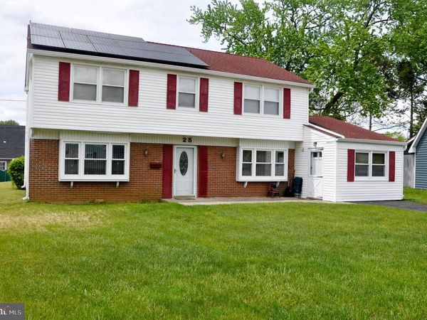 25 HUNTINGTON LANE, WILLINGBORO, NJ 08046