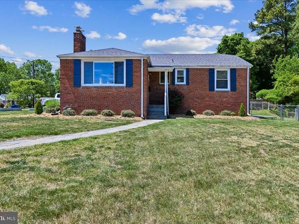 2811 SCHOOL STREET, ALEXANDRIA, VA 22303