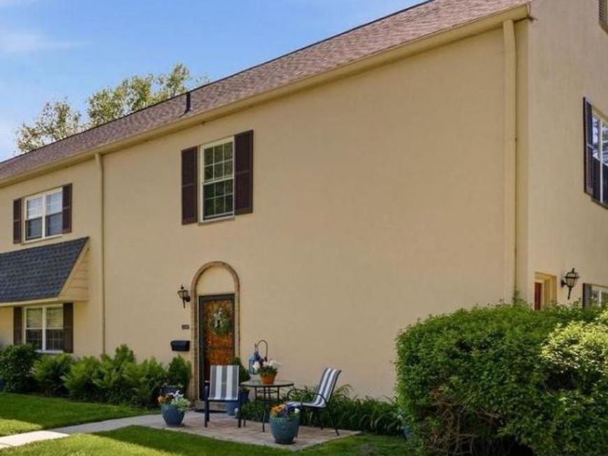 488 Old Forge Crossing, Unit 488, Devon, PA 19333 Main Photo