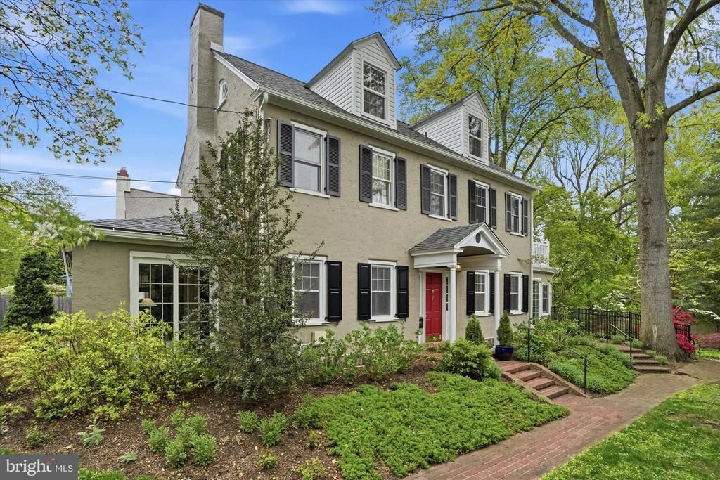 7 FARM ROAD, WAYNE, PA 19087