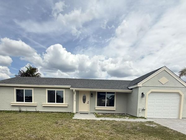 3236 MONTCLAIR CIRCLE , NORTH PORT, FL 34287