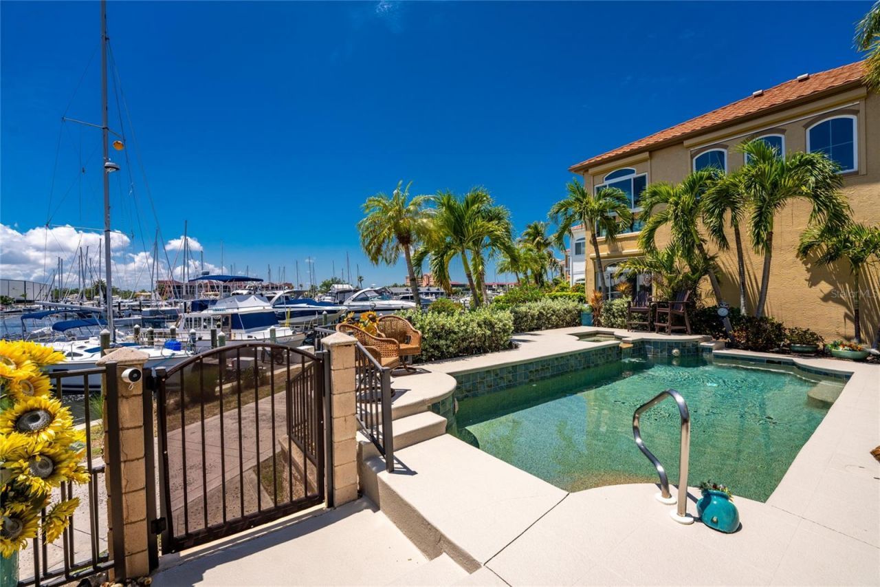 3213 Sunset Key Circle, Punta Gorda, FL 33955 Photo