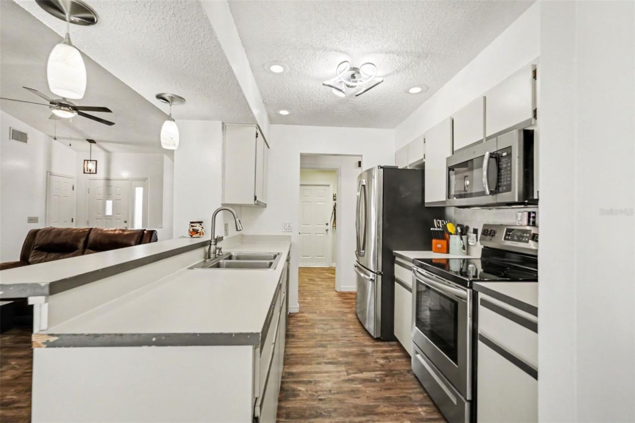 4156 Weldon Avenue, Spring Hill, FL 34609 Photo