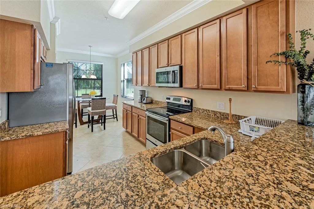 9735 Acqua Ct , Unit 621, Naples, FL 34113 Photo
