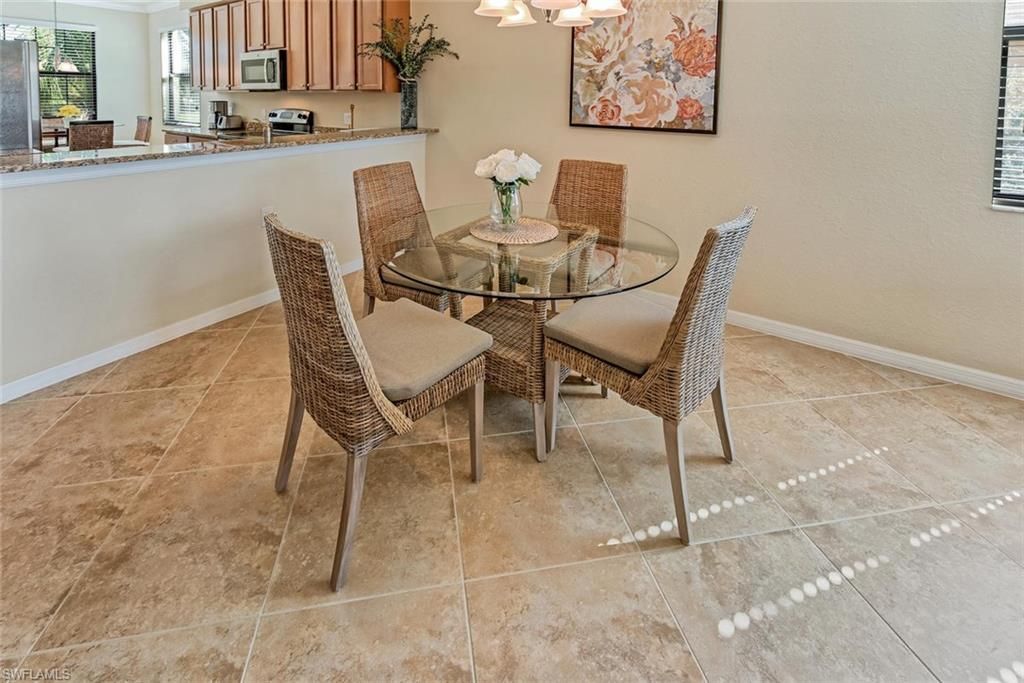 9735 Acqua Ct , Unit 621, Naples, FL 34113 Photo