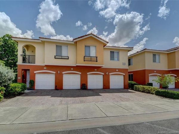 44 SE Sedona Circle, Unit 201, Stuart, FL 34994