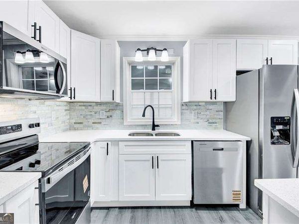 1406 Sycamore Drive NW, Kennesaw, GA 30152