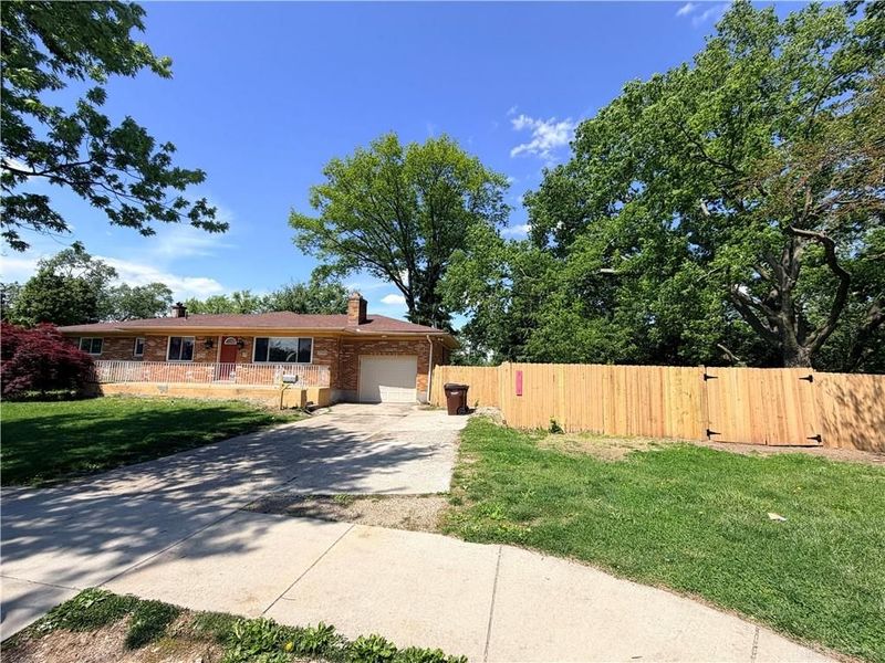 2281 E Stroop Road, Kettering, OH 45440 Photo 27