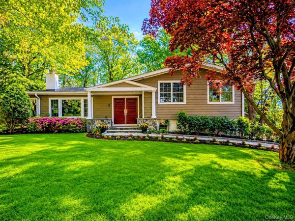 5 Eaton Lane, Scarsdale, NY 10583