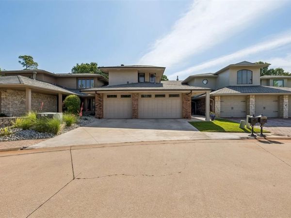 6128 Stonegate Place, Edmond, OK 73025