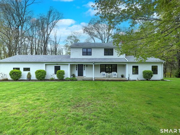 79 Meadow Wood, Branford, CT 06405