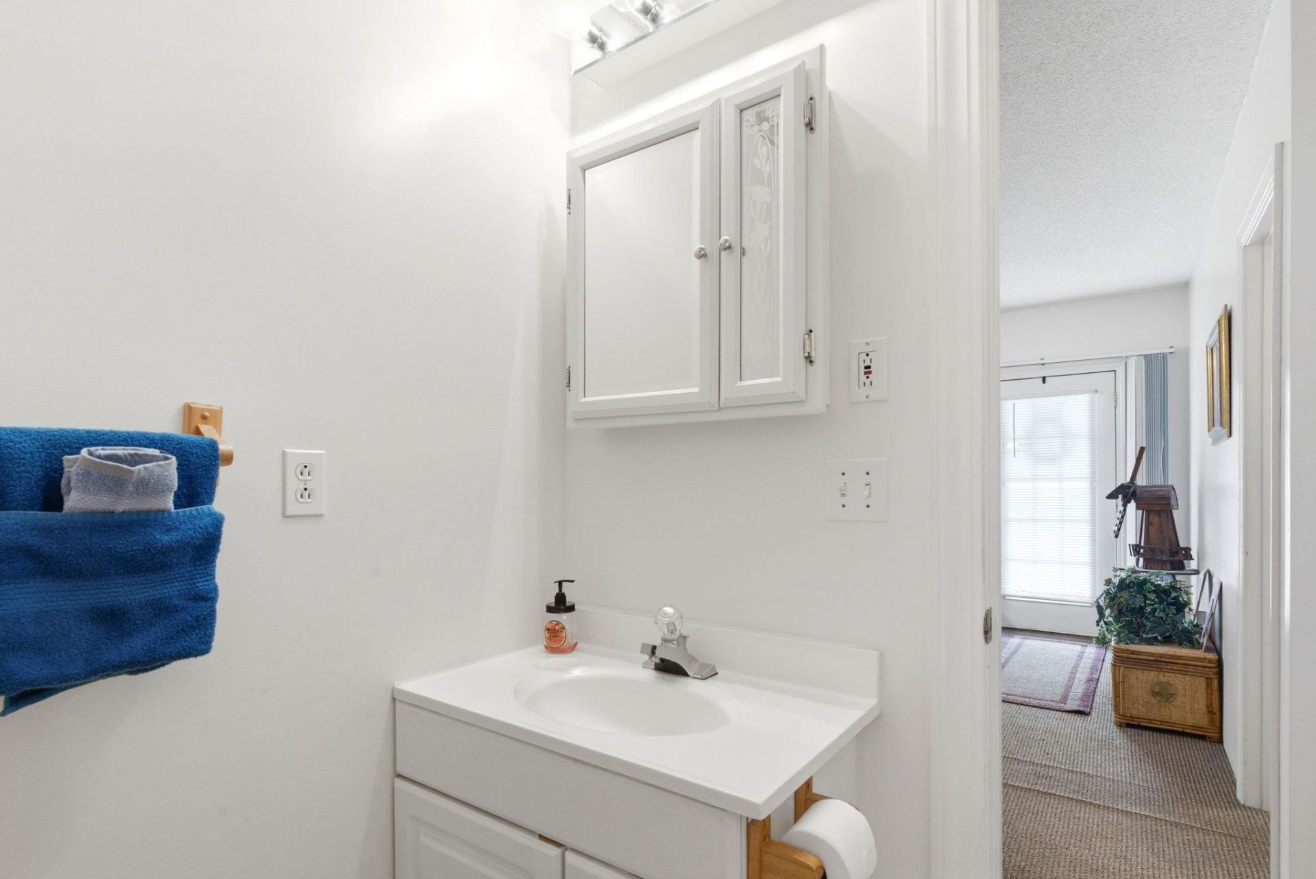 6001 S Kings Hwy. Photo 15