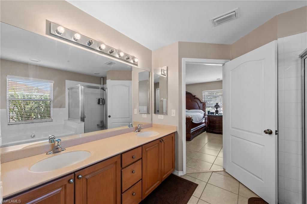 218 Pembroke St, Lehigh Acres, FL 33974 Photo