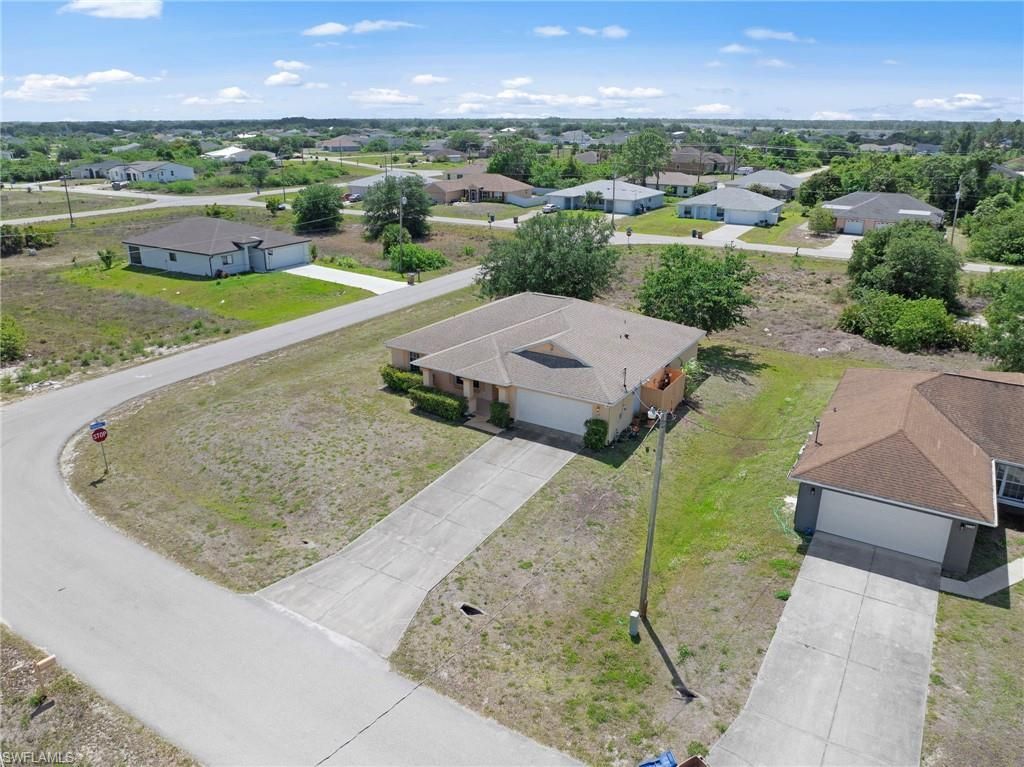 218 Pembroke St, Lehigh Acres, FL 33974 Photo