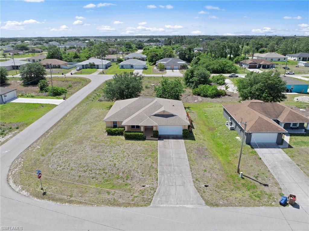218 Pembroke St, Lehigh Acres, FL 33974 Photo