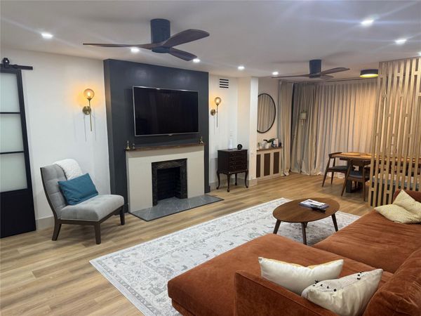 3700 Oaks Clubhouse Drive, Unit 103, Pompano Beach, FL 33069