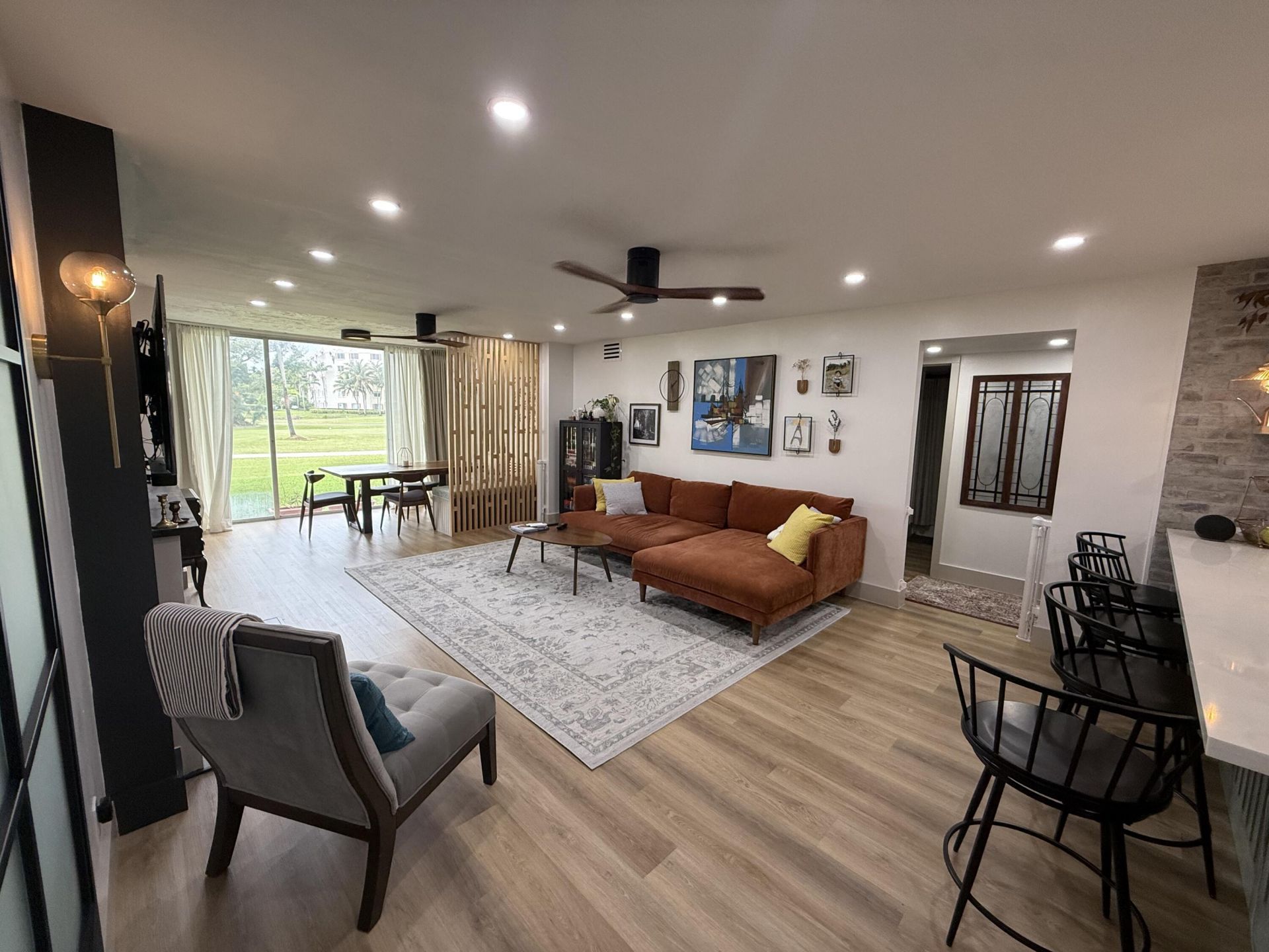 3700 Oaks Clubhouse Drive, Unit 103, Pompano Beach, FL 33069 Photo