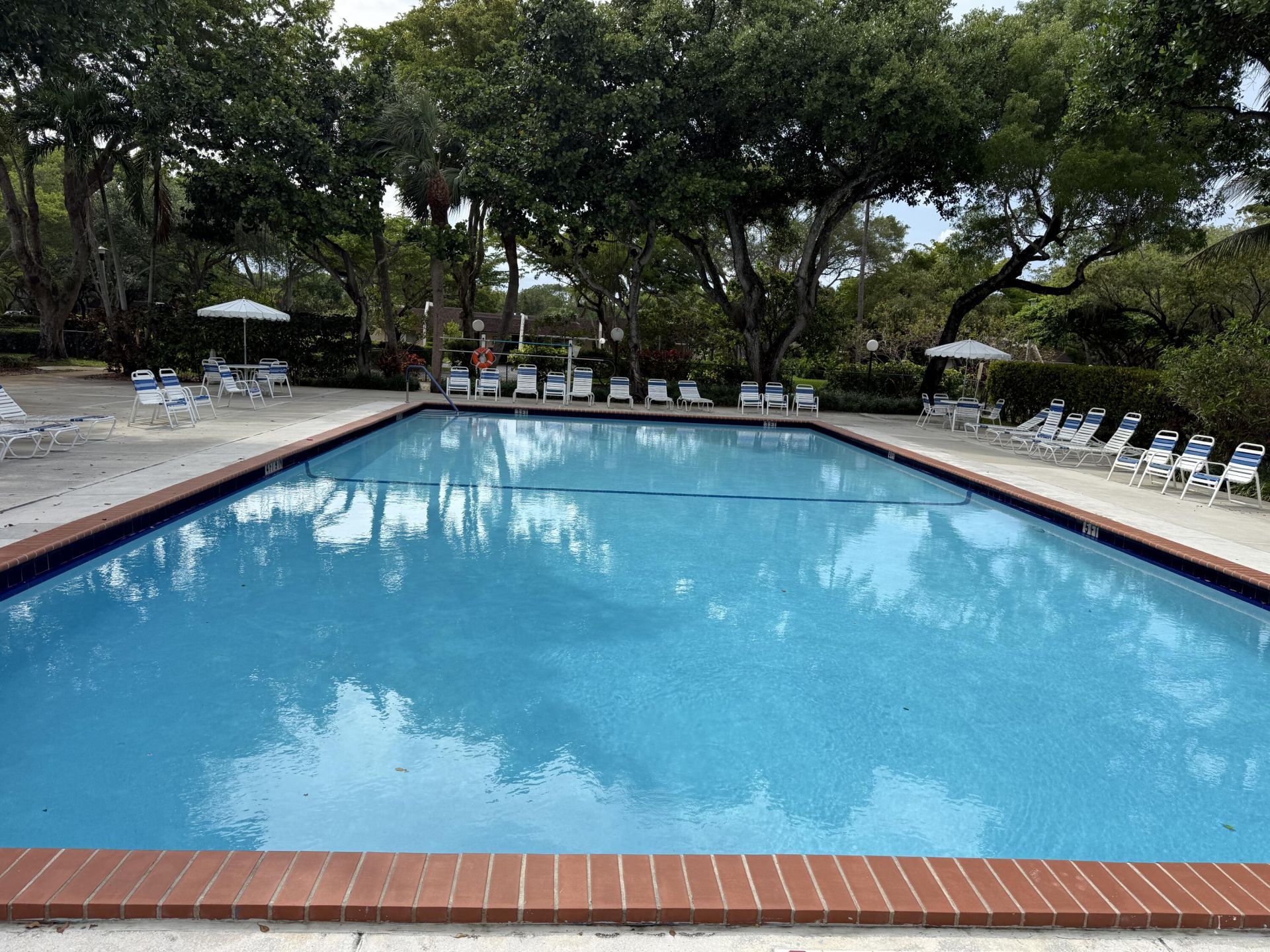 3700 Oaks Clubhouse Drive, Unit 103, Pompano Beach, FL 33069 Photo