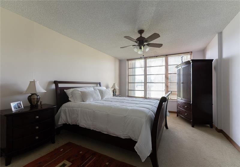 3700 Oaks Clubhouse Drive, Unit 103, Pompano Beach, FL 33069 Photo