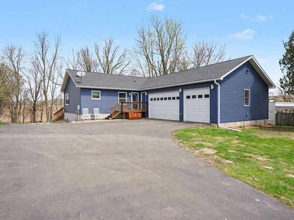 13347 County 1 Boulevard, Cannon Falls, MN 55009