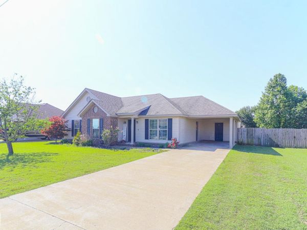 1209 Dillon Drive, Trumann, AR 72472