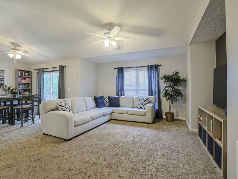 927 Summitridge Lane, Erlanger, KY 41018 Photo 3