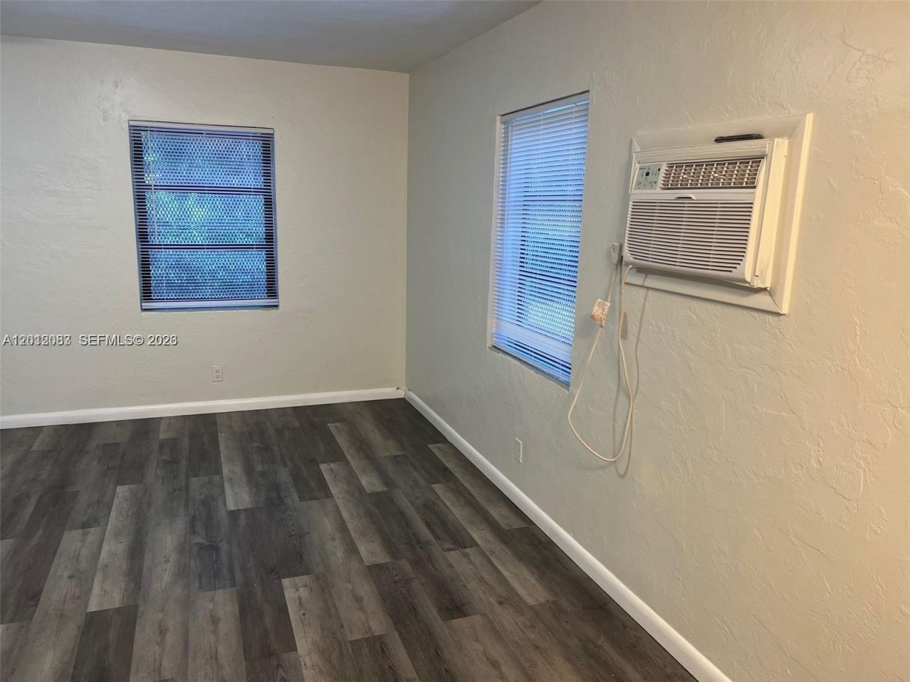 715 NE 6th St , Unit 1-3, Hallandale Beach, FL 33009 Photo