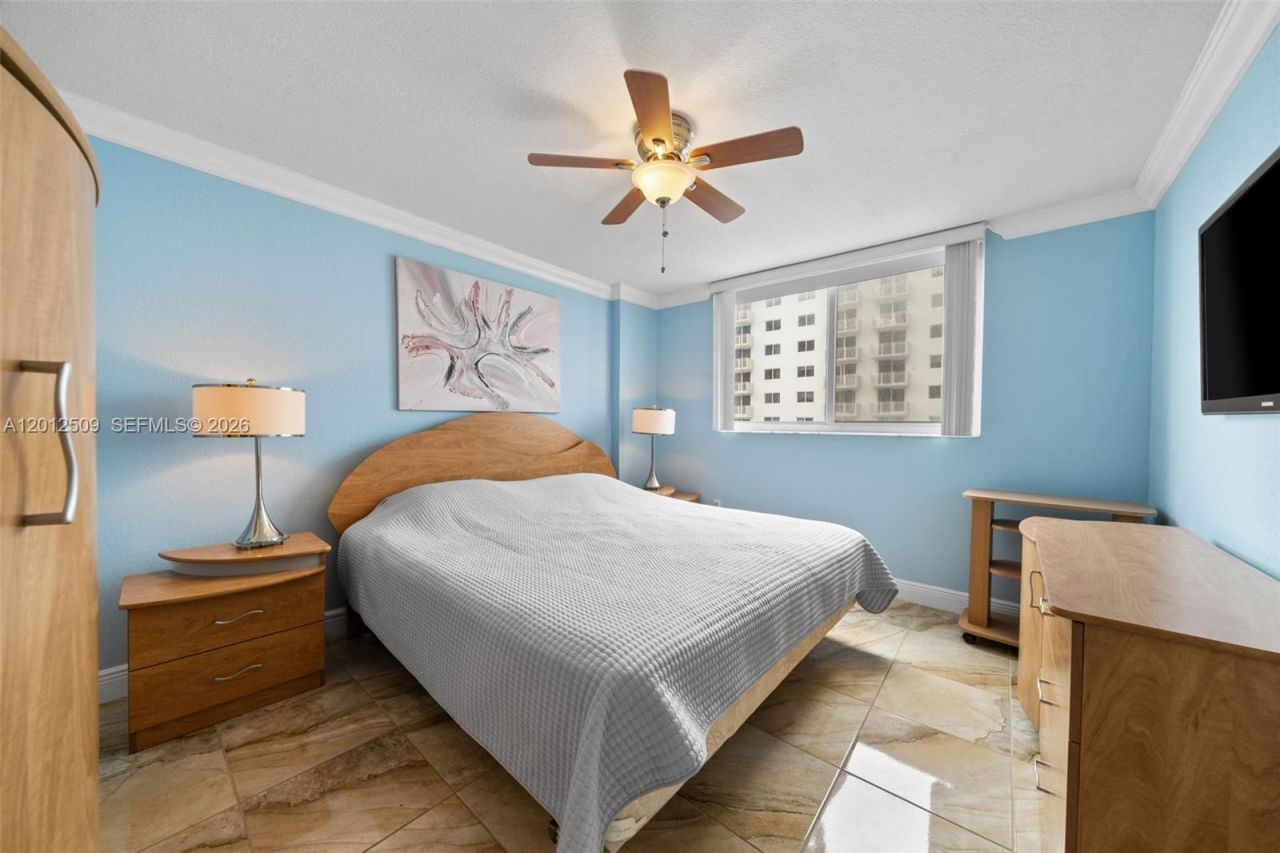 401 Ocean Dr, Unit 509, Miami Beach, FL 33139 Photo